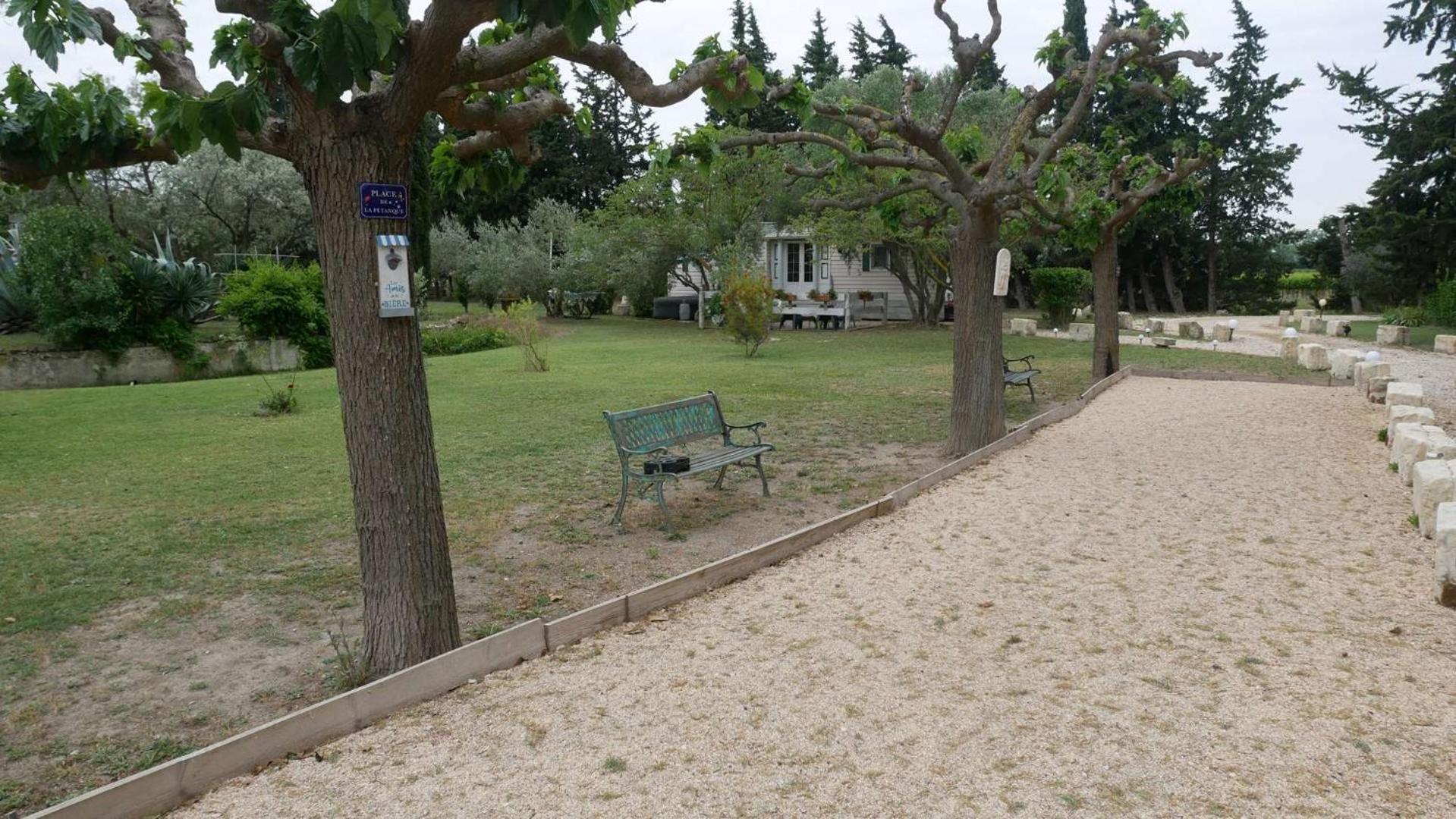 Mas Maurane - L'Olivier Avec Spa Prive Aux Portes D'Arles Tarascon Εξωτερικό φωτογραφία